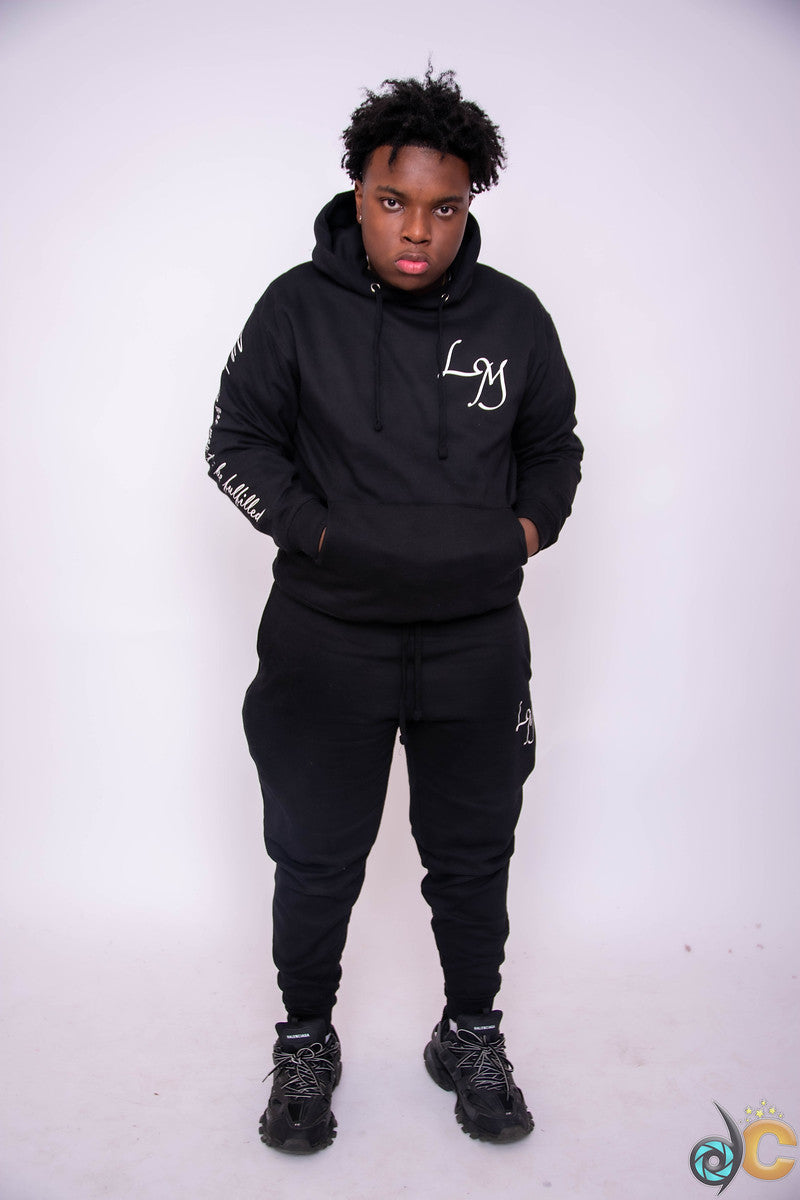 Dream chaser sweatsuit